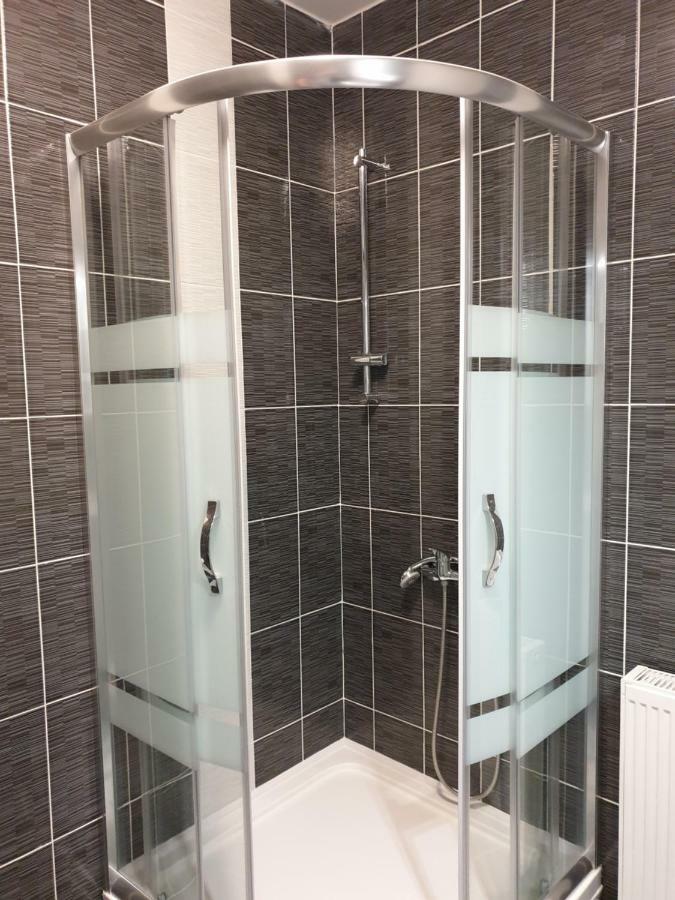 Apartman Majetic Otočac Eksteriør billede